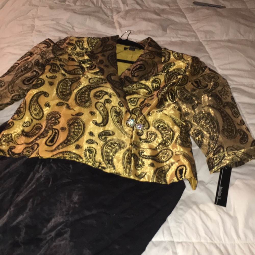 Madam X evening blouse/new w/tags